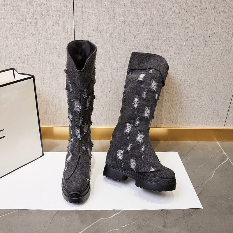 Kiara Knähöga Denimbäljor