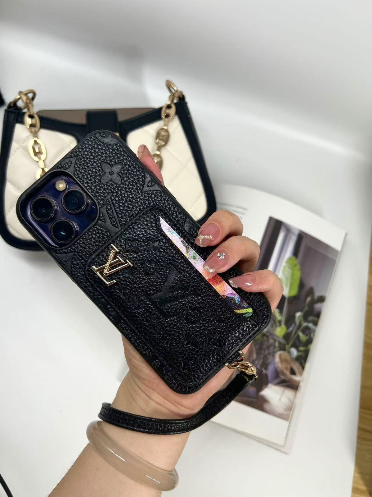 LV Royal Petal iPhone-fodral