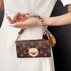 Plånbok LV iPhone-fodral 💳💕