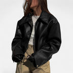 Bikerjacka i konstläder – Tidlös elegans – Vardagens Måste