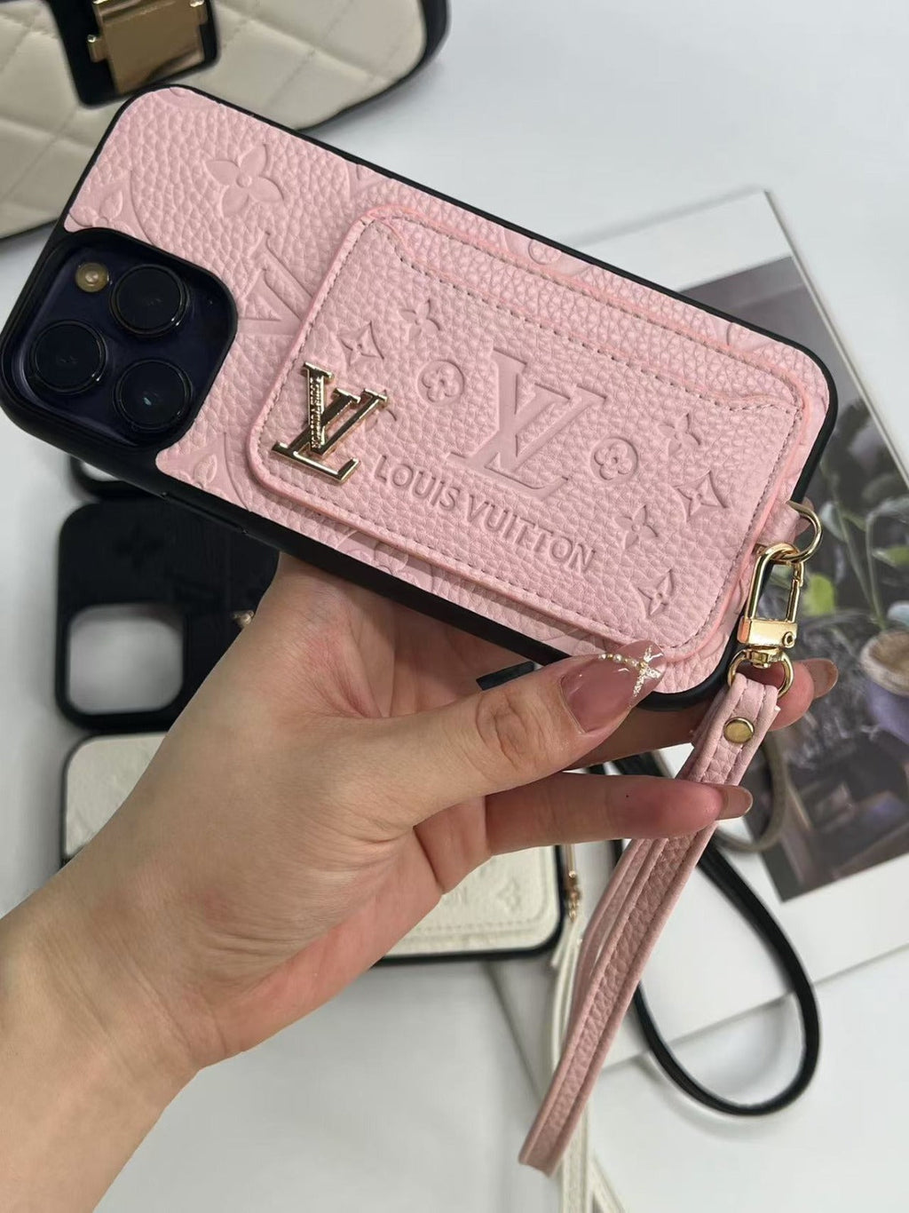 LV Royal Petal iPhone-fodral